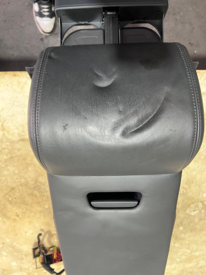 Audi A8 4H Mittelkonsole Mittelarmlehne Konsole Klima 4H0885076K – Bild 6