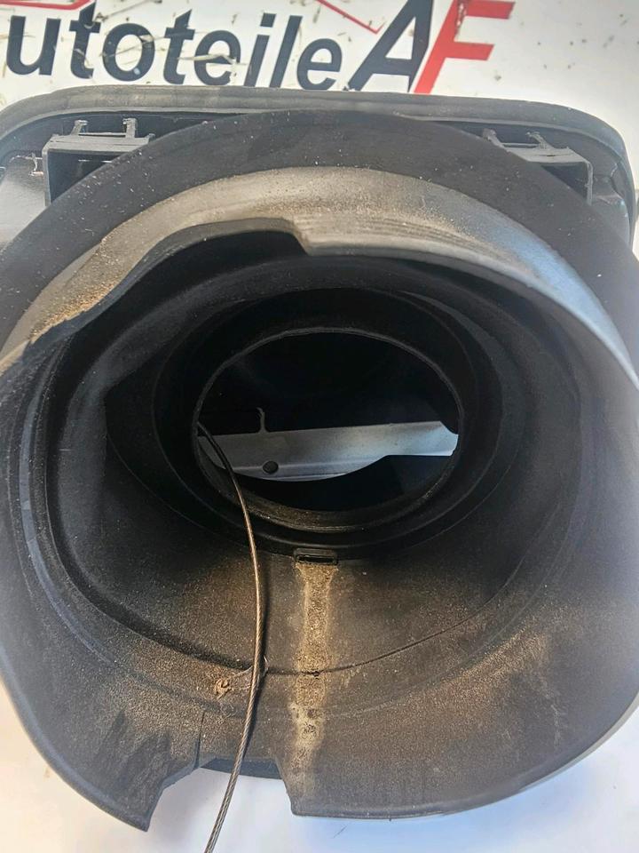 BMW 3er E92 E93 Tankklappe Tankdeckel Deckel Tank 51177117982 – Bild 6