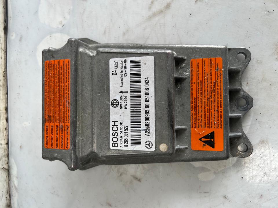 Mercedes W221 Airbagsteuergerät Steuergerät W2218200985 – Bild 2