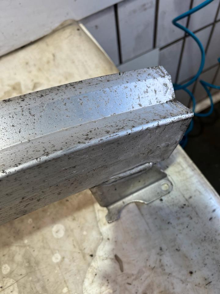 Audi A3 8P Aufprallträger Stoßstangenträger Träger Hinten – Bild 4
