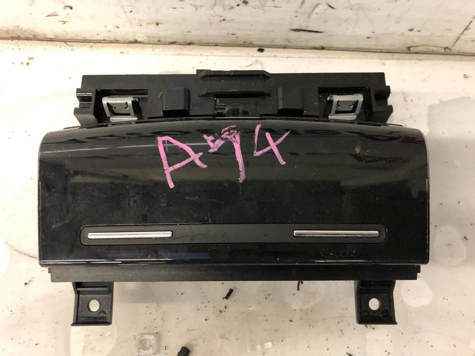 Audi A3 8P Aschenbecher Ablagefach Vorne 8P0857951 – Bild 2