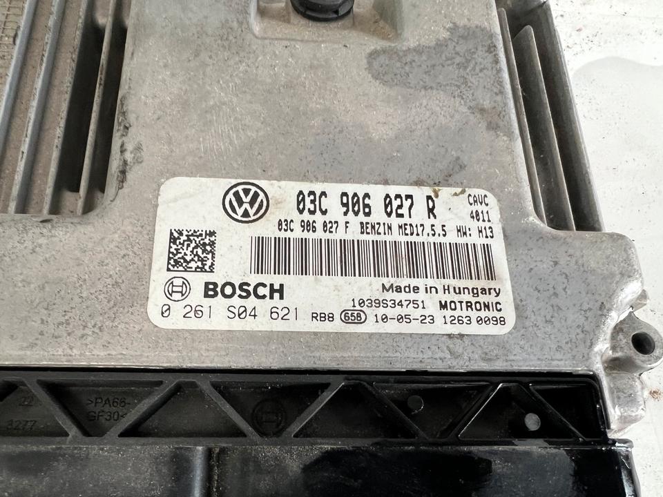 VW Touran 1.4 TSI 140 PS Motorsteuergerät Steuergerät 03C906027R – Bild 3