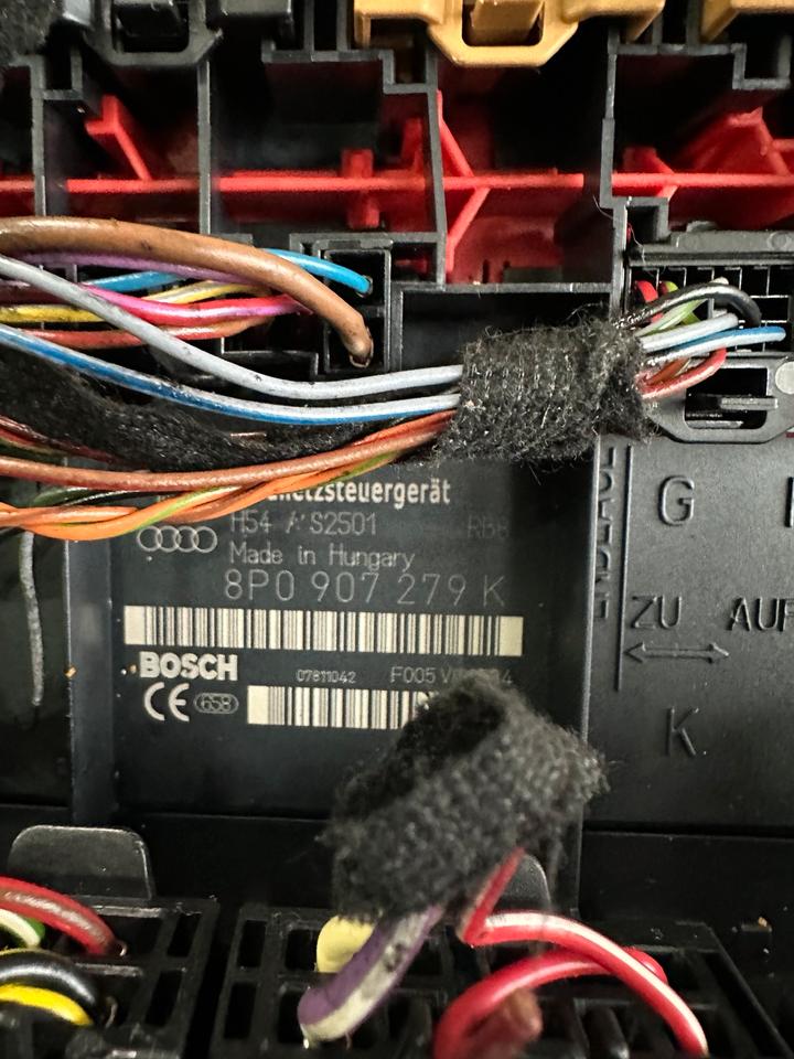 Audi A3 8P Bordnetzsteuergerät Steuergerät 8P0907279K – Bild 4