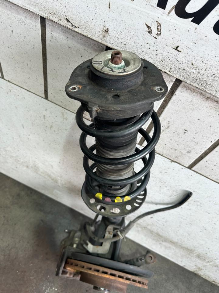 VW Beetle 5C Achsschenkel Radnabe Bremssattel Vorne – Bild 12