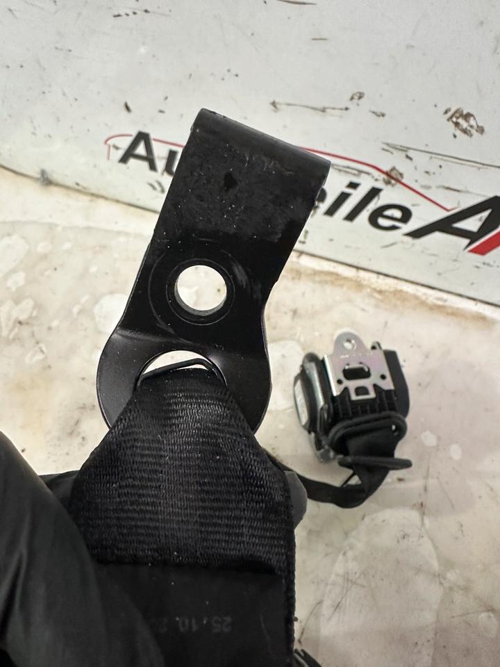 Audi A3 8P Sicherheitsgurt Rechts Links 8P4857705 8P4857706 – Bild 5