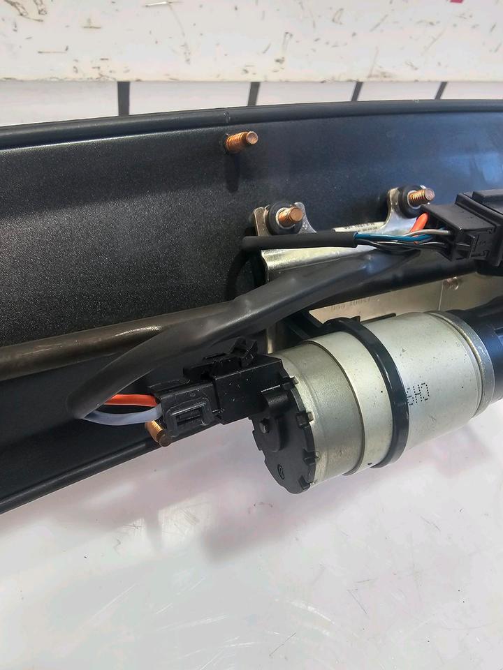 Audi TT 8J Heckspoiler Spoiler Hinten 8J0827948C – Bild 8