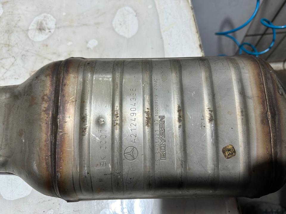 Mercedes W212 E350 CDI Auspuff Auspuffanlage A2124904336 – Bild 11