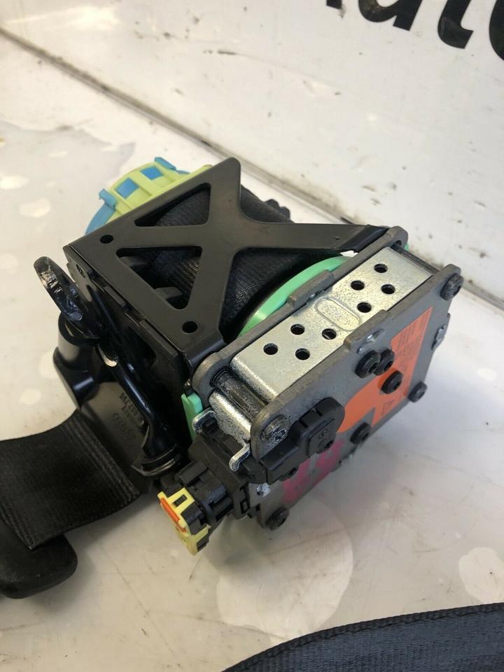 Audi TT 8J Sicherheitsgurt Gurt Vorne Links 8J8857705 – Bild 4