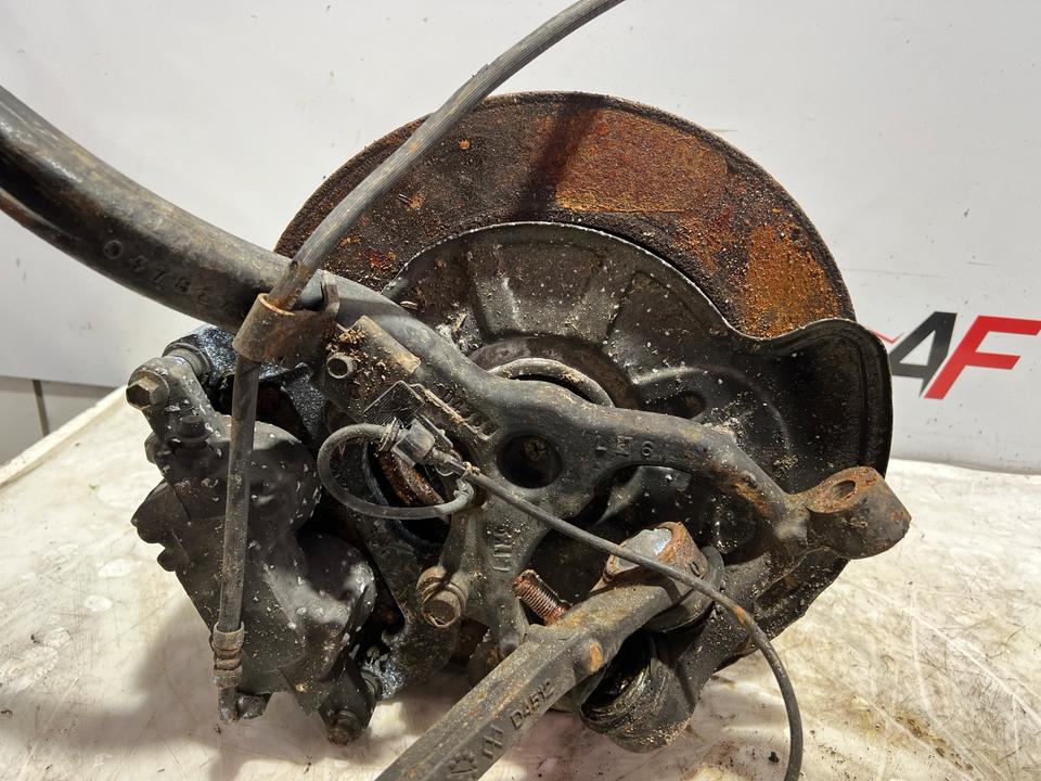 Chrysler 300c Achsschenkel Radnabe Bremssattel Vorne – Bild 8