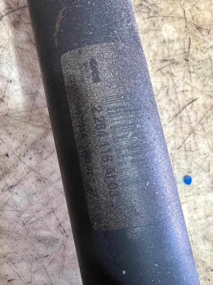 BMW 5er F10 M5 M6 F12 F13 F06 Antriebswelle Gelenkwelle Hinten – Bild 8