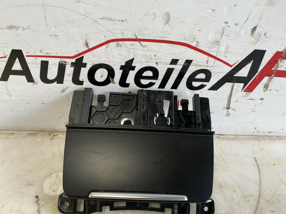 Audi A4 S4 A5 Aschenbecher Ascher Anzünder 8K0857951