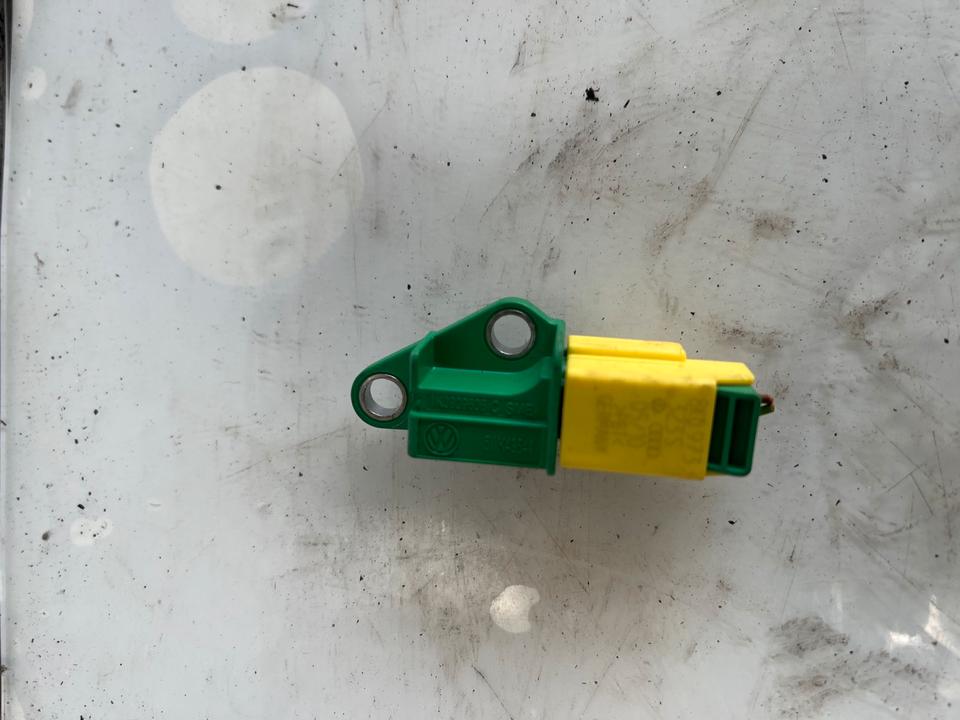 VW Golf 6 VI Crashsensor 1K0909606C – Bild 2