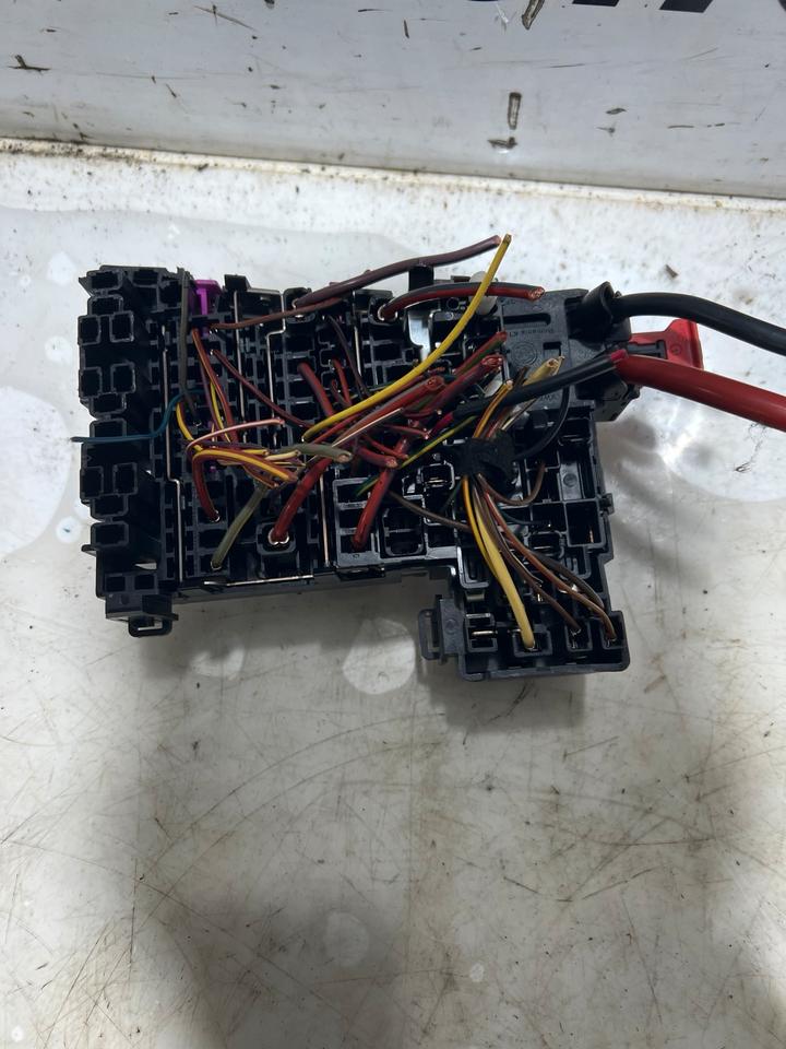 VW Golf 7 VII Sicherungskasten Steuergerät 5Q0937615C – Bild 2