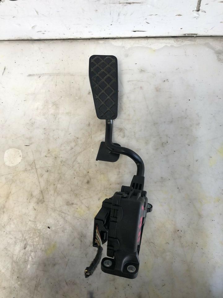 Audi A6 4F C6 Gaspedal Fahrpedal 4F2721523 – Bild 2
