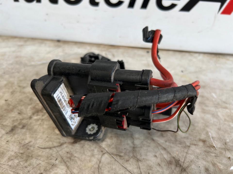 BMW 3er F30 Touring Stromverteiler Steuergerät 9296152 – Bild 2