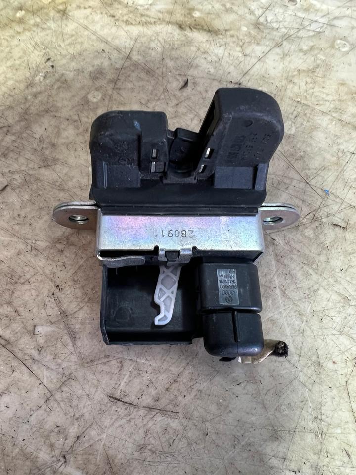 VW Touran 1T Heckklappenschloss Schloss Hinten 1T0827505H – Bild 4