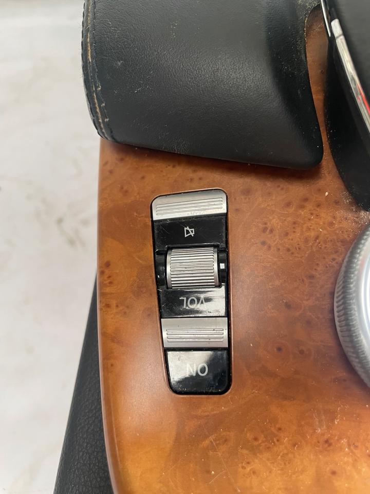 Mercedes S-Klasse W221 Mittelarmlehne Mittelkonsole A2218704310 – Bild 6