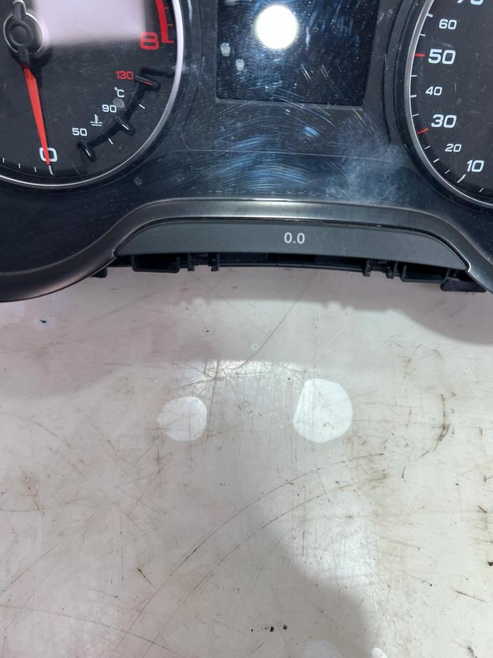 Audi A3 8V Tachometer Tacho Kombiinstrument 8V0920871E – Bild 6