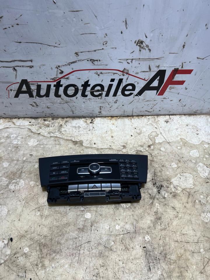 Mercedes W204 Schalterleiste Bedienteil Schalterblock A2049058201