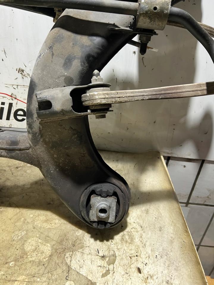 Mercedes W204 S204 Hinterachse Achse Träger Hinten 2043507208 – Bild 4