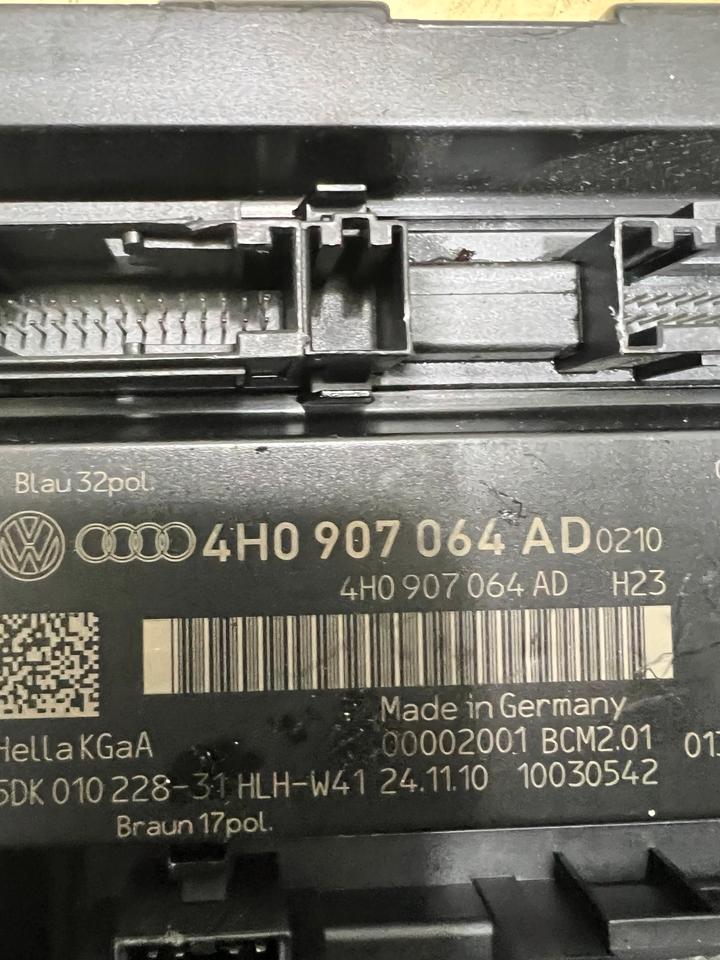 Audi A8 4H Komfortsteuergerät Bordnetzsteuergerät 4H0907064AD – Bild 3
