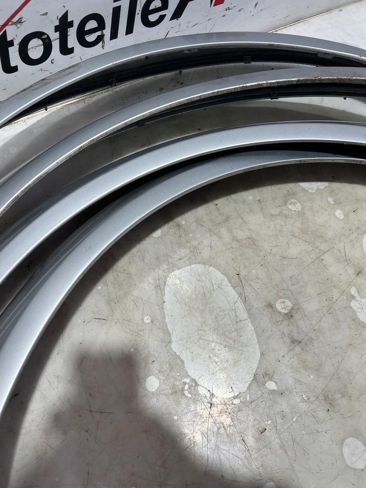 Audi A6 4B Spoiler Leisten 4Z7853818 – Bild 3