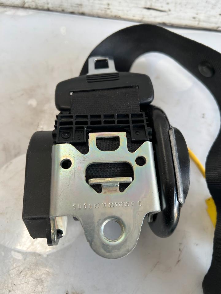 VW Golf 5 V Sicherheitsgurt Gurt Rechts Links 1K6857805 1K6857806 – Bild 8