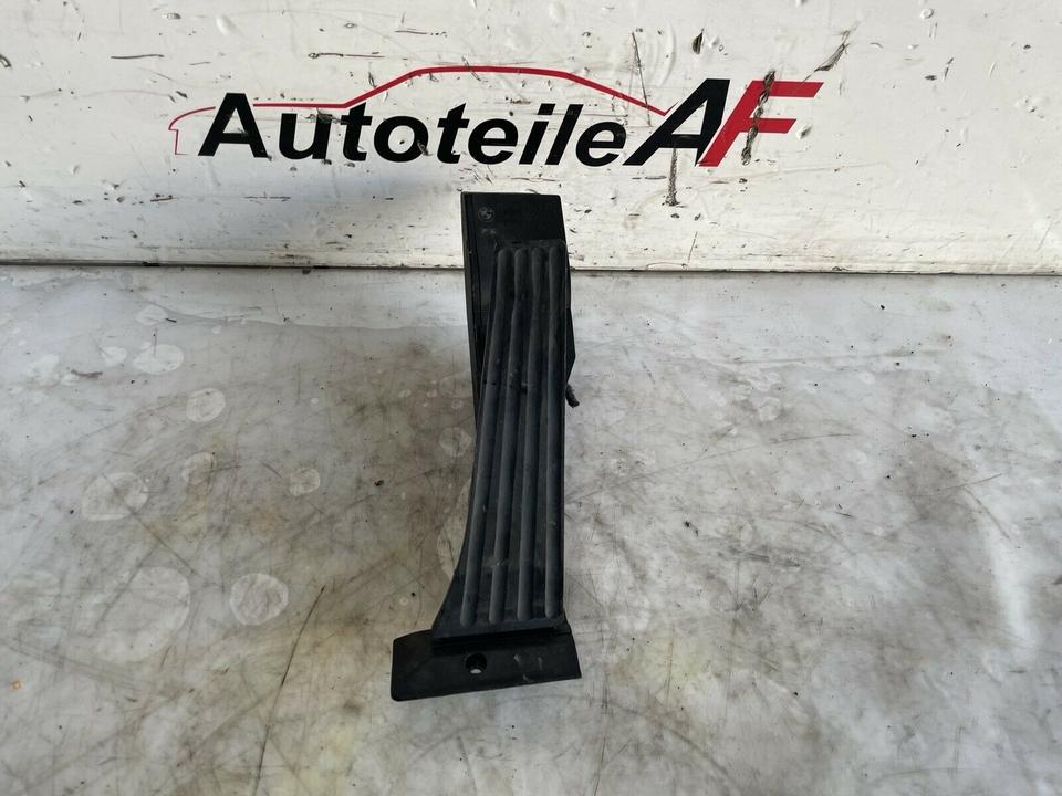 BMW 1er E81 E87 Gaspedal Gas Pedal 6772645