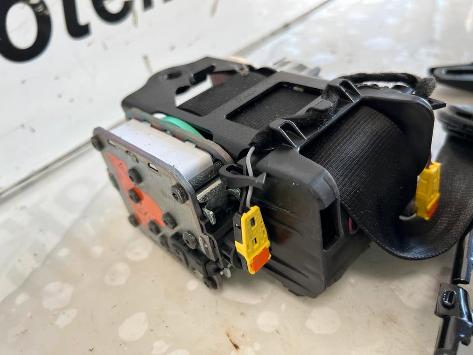 Audi A4 B8 8K Gurt Vorne 8K1857706 8K1857705 – Bild 5