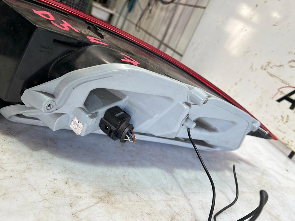 Audi TT 8J Heckleuchte Rückleuchte Leuchte Hinten Links – Bild 9