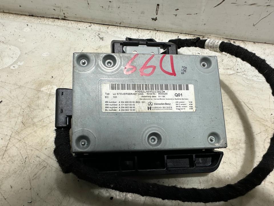 Mercedes W204 S204 Steuergerät Media Interface A2049000300 – Bild 2