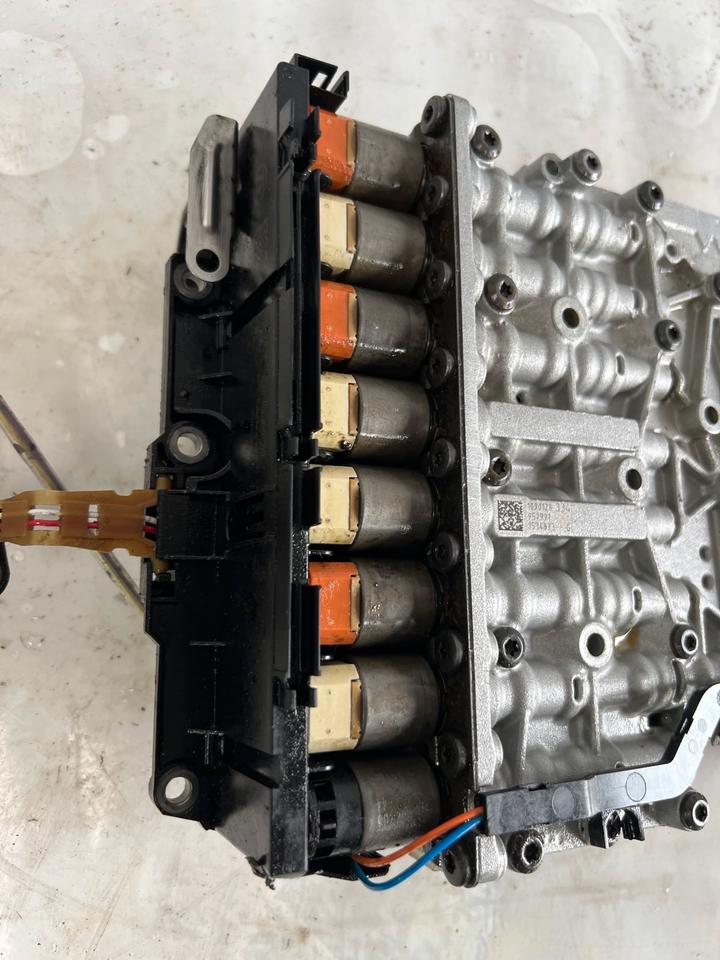 BMW 3er F30 F31 328i 8HP-45 Mechatroik Schiebekasten 1087327175 – Bild 4