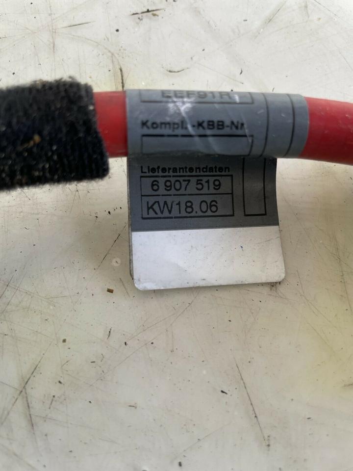 BMW 7er E65 E66 Batterie Pluspol Sicherungskasten 8387568 – Bild 7
