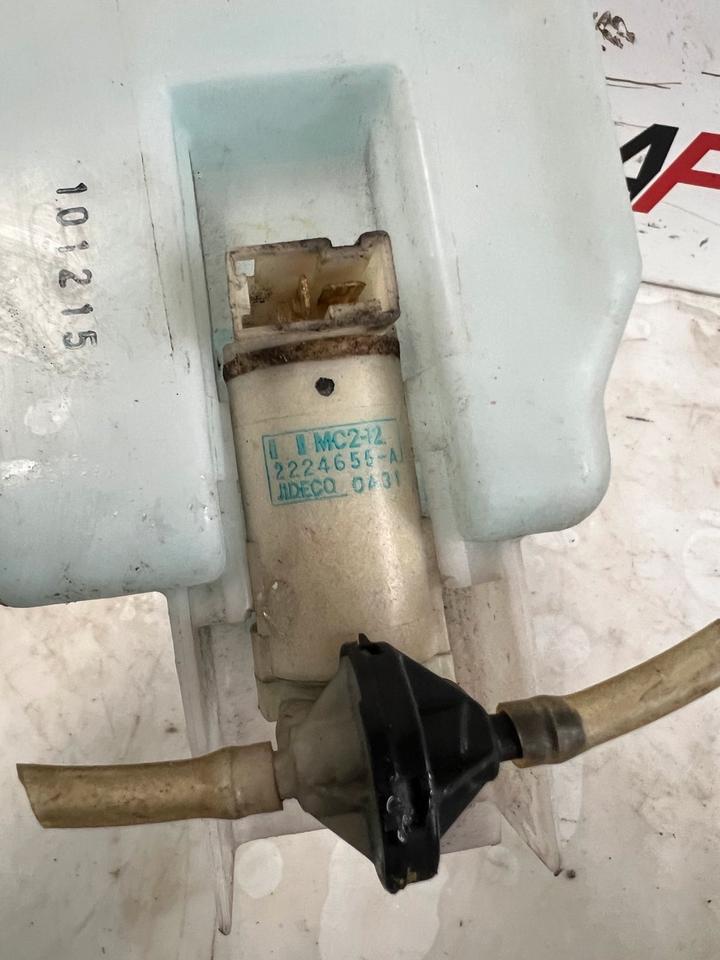 Nissan Micra K13 Wasserbehälter Behälter Vorne – Bild 8