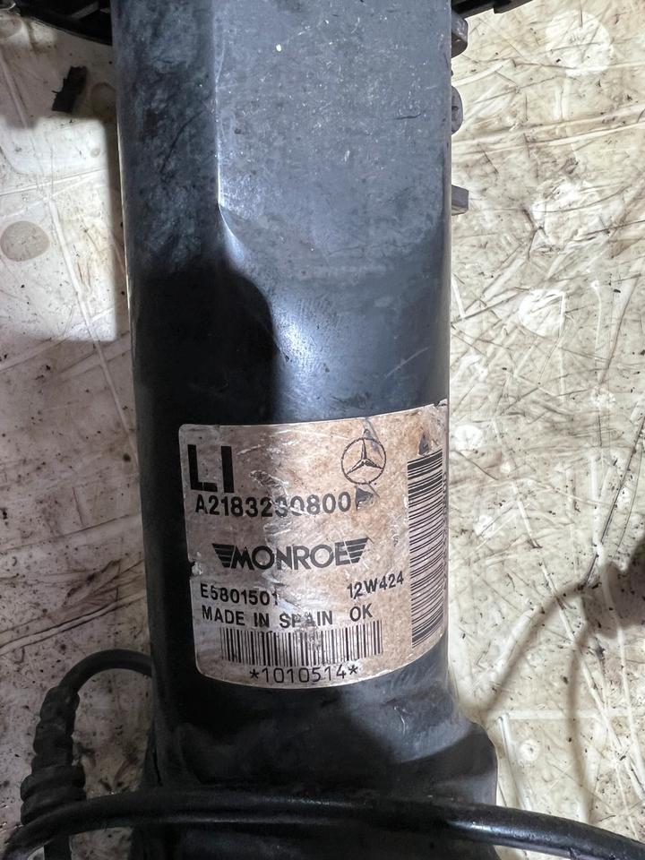 Mercedes CLS W218 Luftfederung Luftfederbein Stoßdämpfer Vorne – Bild 16