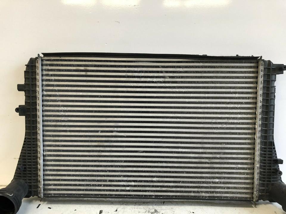 VW Touran 1T2 1.4 TSI Ladeluftkühler Turbokühler 1K0121345D – Bild 2