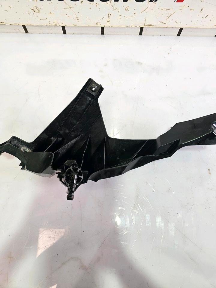 Audi A1 8X Scheinwerfer Halter Träger Vorne 8X0805607 8X0805608 – Bild 6