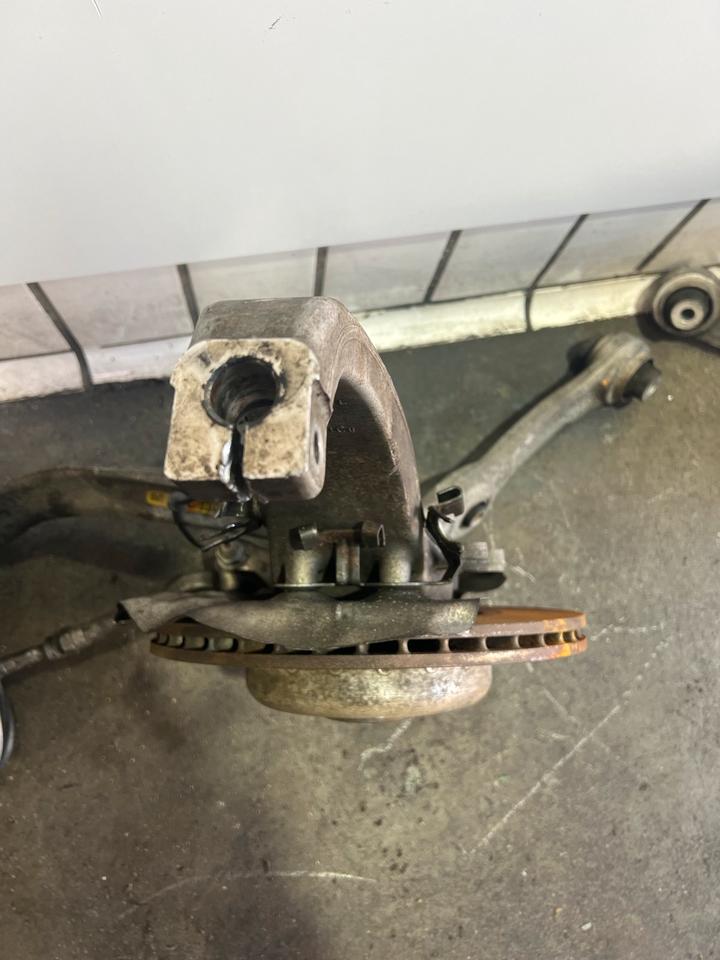 BMW 5er F10 F11 Achsschenkel Radnabe Querlenker Vorne – Bild 6