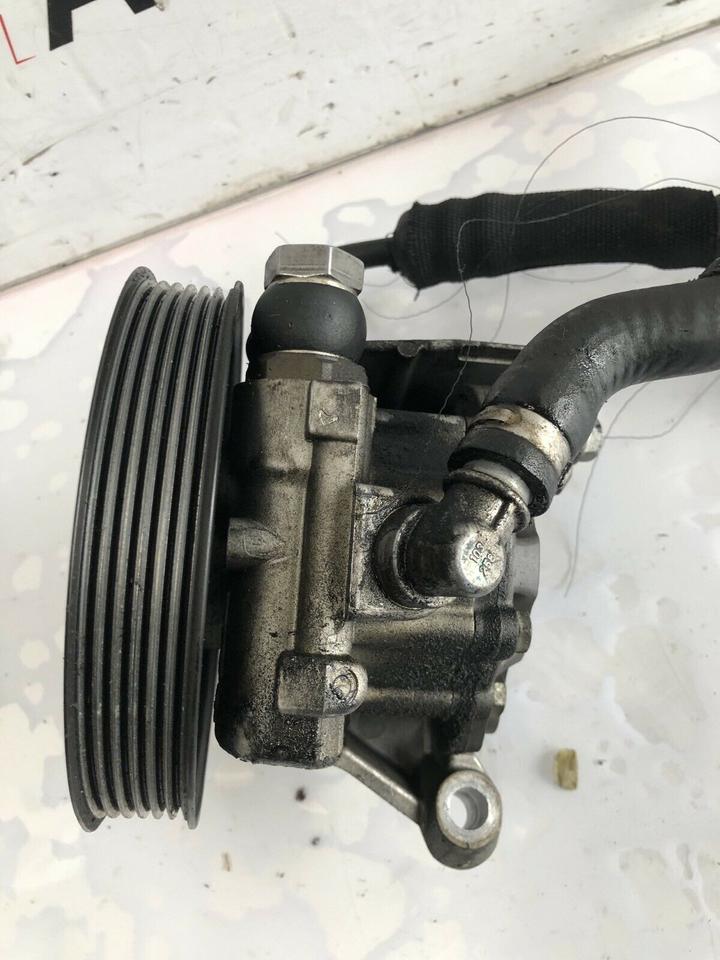 Audi A6 4F C6 CCEA Servopumpe 06E145393B – Bild 4