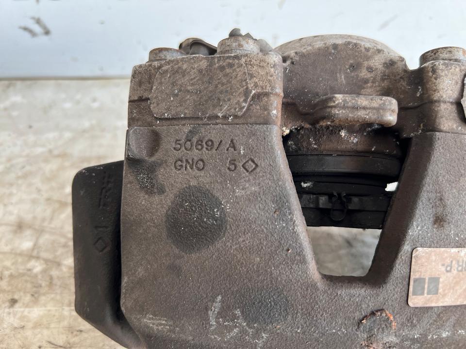 Audi Q5 8R Bremssattel Bremsen Vorne 8R0105P 8R0106P – Bild 4