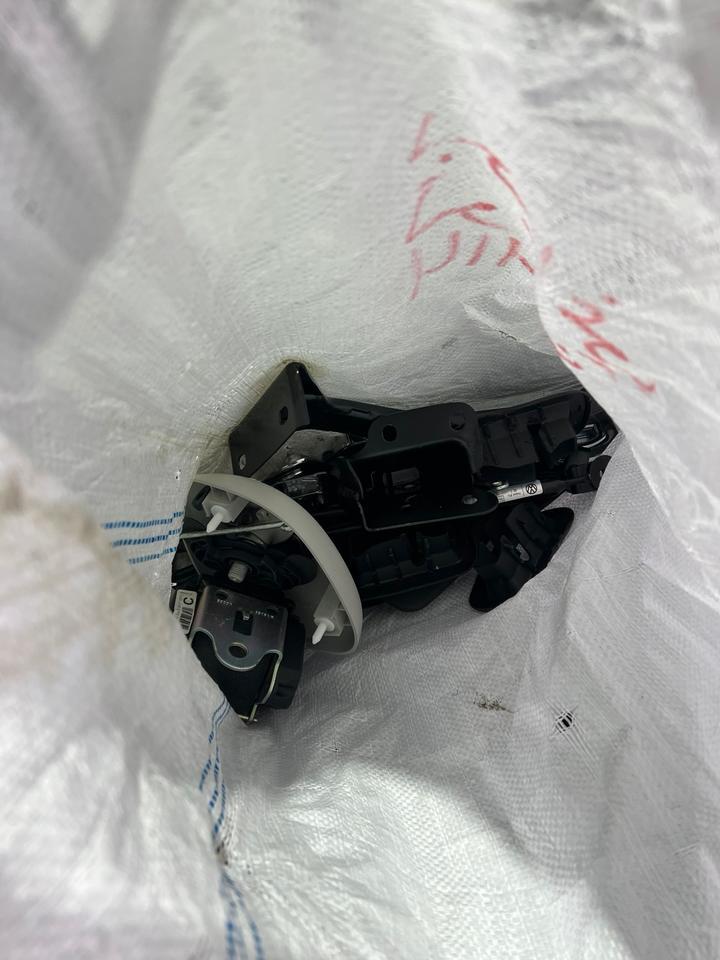 VW Touran 1T1 1T2 GP1 3.Reihe Sitzreihe Rücksitzbank Sitze Hinten – Bild 6