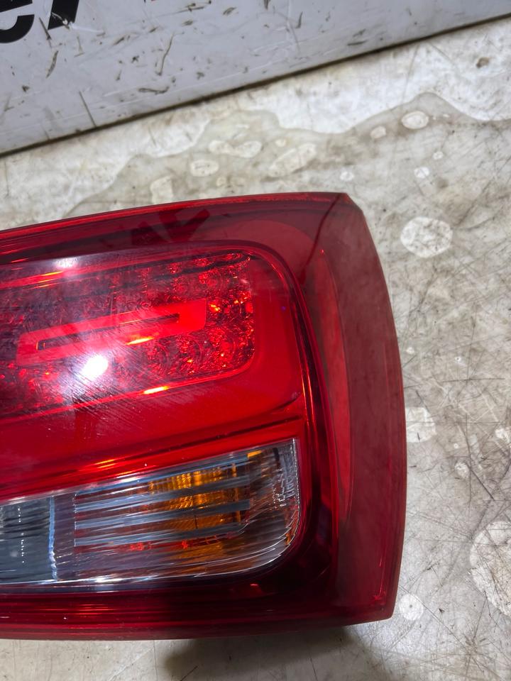 Audi A1 8X LED Heckleuchte Rückleuchte Leuchte Hinten – Bild 7