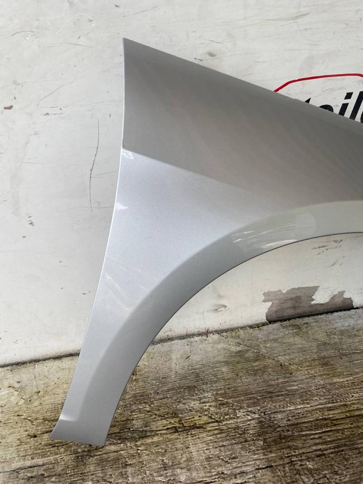 VW Passat CC Kotflügel Seitenwand Vorne Rechts LA7W – Bild 10