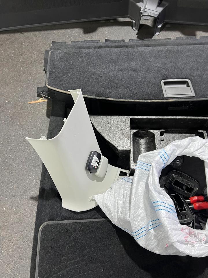 VW Touran 1T3 GP2 3.Reihe 3 Sitzreihe Rücksitzbank Sitze Hinten – Bild 3