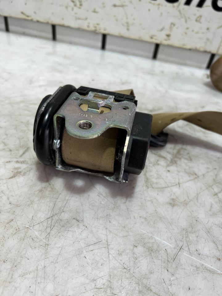 Audi A3 8P Gurt Sicherheitsgurt Vorne 8P4857705C 8P4857706D – Bild 5