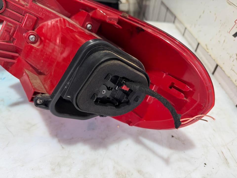 VW Tiguan 5N Facelift Rückleuchte Heckleuchte Außenleuchte Hinten – Bild 15