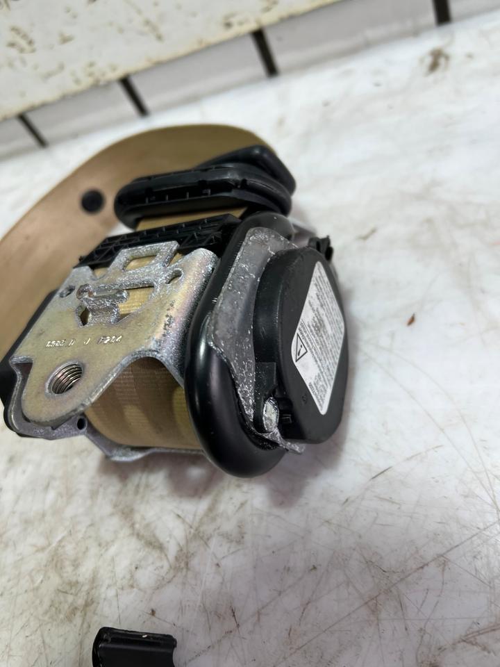 Audi A3 8P Gurt Sicherheitsgurt Vorne 8P4857705C 8P4857706D – Bild 11