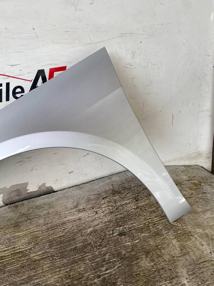 VW Passat CC Kotflügel Seitenwand Vorne Rechts LA7W – Bild 5