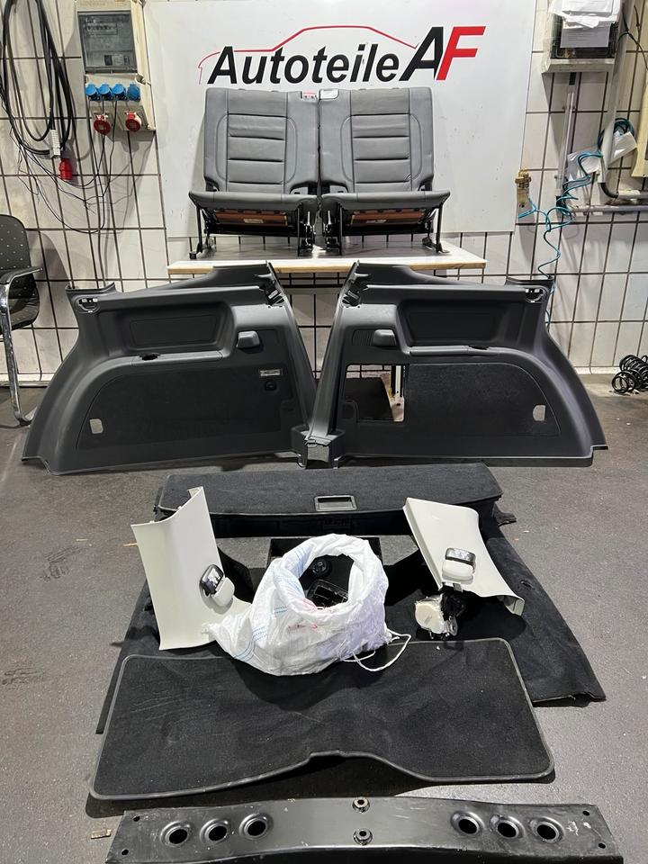 VW Touran 1T3 GP2 3.Reihe 3 Sitzreihe Rücksitzbank Sitze Hinten