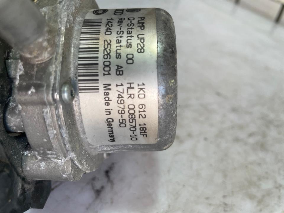 VW Audi Seat Skoda Unterdruckpumpe Vakuumpumpe 1K0612181F – Bild 4